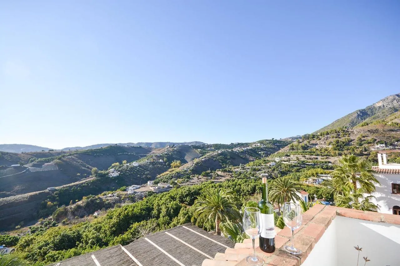 La Fuente Apt6, Frigiliana Amazing 2 Bedroom Family Apartment With Views, Padel Court And 2 Pools Hansonholiday Rentals 스페인